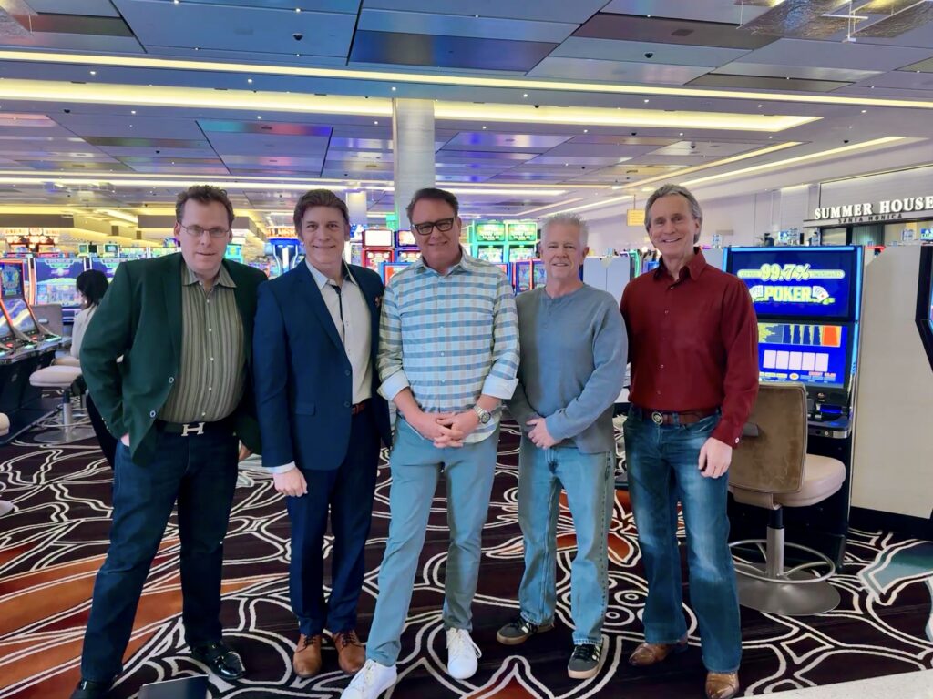 LOCAL Las Vegas magicians for trade shows